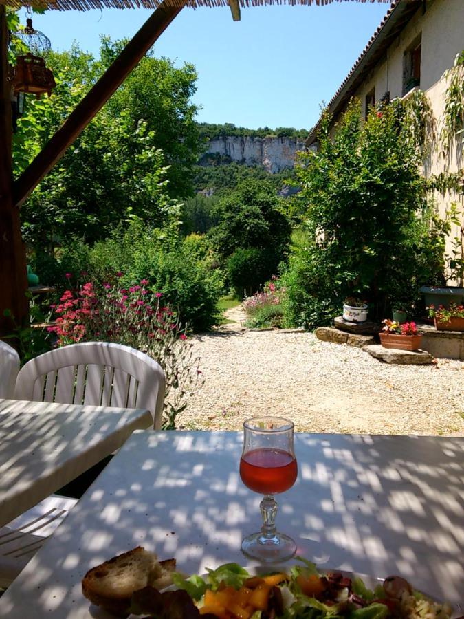 Paysannerie Des Versanes - Chambres Et Gite Tour-de-Faure Εξωτερικό φωτογραφία