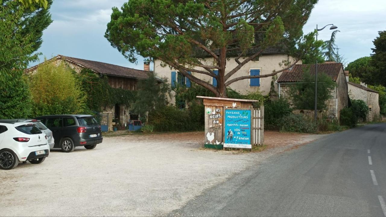 Paysannerie Des Versanes - Chambres Et Gite Tour-de-Faure Εξωτερικό φωτογραφία