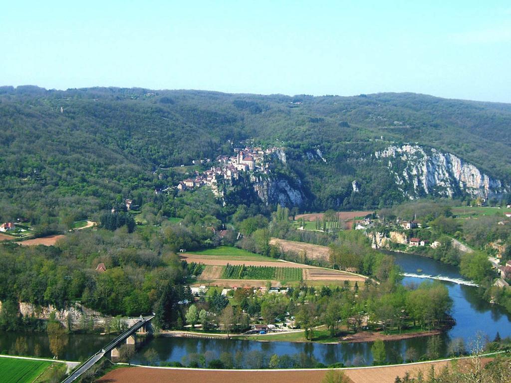Paysannerie Des Versanes - Chambres Et Gite Tour-de-Faure Εξωτερικό φωτογραφία